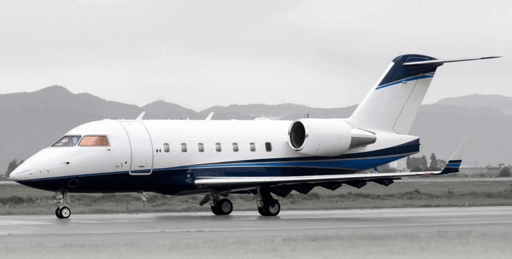 A 2000 Bombardier Challenger 604 jet