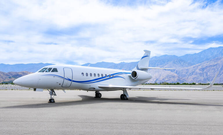 2013 Falcon 2000LXS - sideview